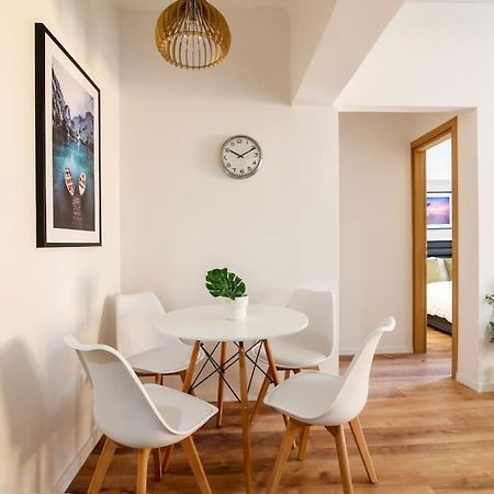 Kelly'S Urban Home - 5 Mins Walk To Acropolis أثينا المظهر الخارجي الصورة